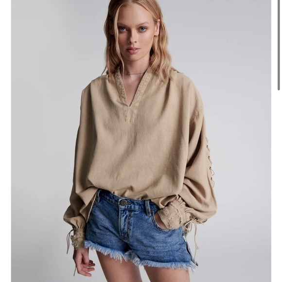 One Teaspoon Tops - NWT ONE TEASPOON JOHNNY LACE UP DENIM SHIRT- STONE  CULT DENIM. FREE PEOPLE